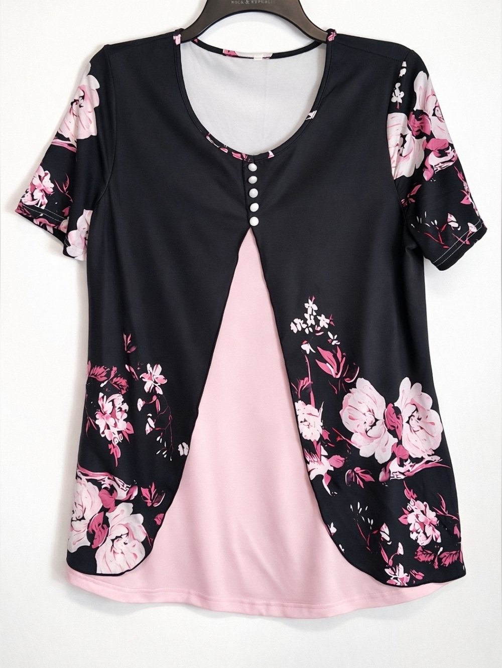 Boutique Floral Pink Black Layered Button Detail Top - Size Medium